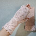 ＊ Frost LaceHand Warmer ＊アンゴラシルク × メリノウールピンク系（女性用M～L）