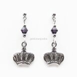 〈ビーズの色が選べる〉王冠ピアス【イヤリング等変更可】