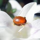 大粒オレンジガーネット・ヘソナイトの14mmのカボション爪留めリング　～緋色（あけひいろ）