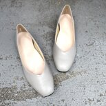 ベージュ　幅広　ローヒールパンプス　フラットシューズ　ふわふわクッションのコピー