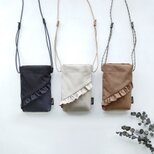 【撥水・軽量】CORDURA® ナイロン製  フリル スマホショルダーバッグ／サコッシュ