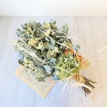 ユーカリとアンティークイエローのローズスワッグ