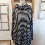 タートルみたいなフード付き❤️ボーダー柄ニットチュニック　グレー紺（サイズフリー L〜 L L）