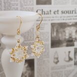 Snowflakeピアス(ゴールド×白)