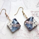 レジンアート　スクエアピアス〈夜の遊園地〉