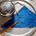 お箸ケース(お箸カバーつき) ネイビー ドット柄 ブロックプリント〈コットン・みつろうエコラップ・お弁当〉