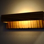 タモ無垢材のブラケットライト