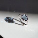 ロンドンブルートパーズ　ローズカット　ミル打ち留め　シルバーSV925リング