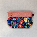 ふっくらポーチ　小物入れ　カラフルな花