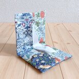 ウィリアムモリス　パッチワークの携帯ティッシュケース　ボックスティッシュから詰替え　いちご泥棒・アイリス他　ブルー系　626