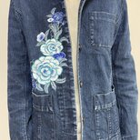 白薔薇のデニムジャケット