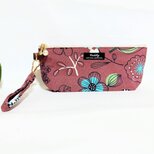 北欧の花 持ち手付きペンケース(赤紫)