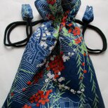 ８６５７　花柄の着物で作った巾着袋