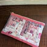 ログキャビンのぺたんこポーチ　ピンク