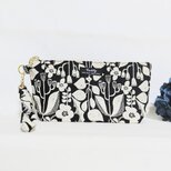 北欧モダンの花 持ち手付きポーチ(中）