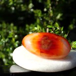 オレンジレッドカーネリアン　パームストーン　