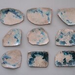 かけら皿　薄茶青