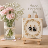 【母の日ギフト】花柄ディスプレイパネル×選べる犬猫モチーフピアス／イヤリングセット《インテリアとして飾れるアクセサリー》