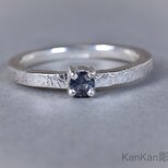 ベキリーカラーチェンジガーネットのリング