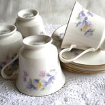 Noritake Ivory　すみれの絵柄のコーヒー＆ティーカップ＆ソーサー　4客セット