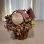 【在庫のみ】ピンクのリボンがかわいいフラワーバスケット　小