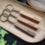 アンティークキーホルダー　名入れ　文字入れ　オーダーメイド　木製　おしゃれ　ウッド　ルームキー　ホテルキー