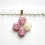 【受注製作】レジンアート　ラウンドモチーフとタティングレースとサテンリボンのチョーカー〈丸を連ねて・花に埋もれて〉