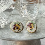 Y1243-ヴィンテージイヤリング U.S.A. 1940-50's  Pansy Porcelain Oval