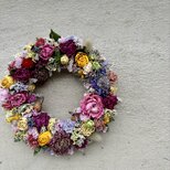 母の日の贈り物　ミニバラいっぱいの贅沢リース