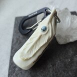 蝦夷鹿の角笛キーホルダー 羽刻