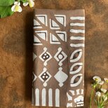 染料化柿渋染め手ぬぐい　パンずらり