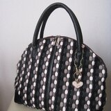 ぽこぽこあったか生地のボストンバッグ