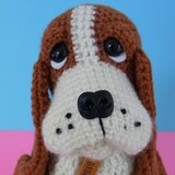 バセットハウンドの編みぐるみ（トライカライー）