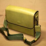 ショルダーバッグ