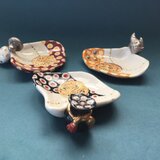 色絵貝形豆皿・(つづみ、鬼、キノコ)の画像
