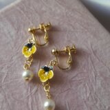 スワロフスキー パール     ビオラ  イヤリング