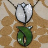 ステンドグラスペンダント　ちゅーりっぷ　白