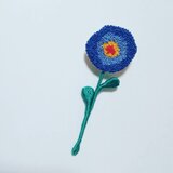 刺繍のお花ブローチ