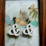 woodアルファベットイヤリング