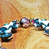 『お招き様』白黒ハチワレ猫・ネコブレスレット