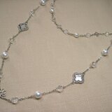 コットンパールのスイートフラワーネックレス（リッチホワイト）