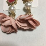 エレガントフラワーピアス