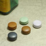マカロンのようにかわいい革製マグネット【限定５種類から５つ選んで】