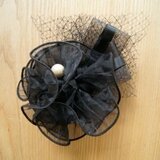 コサージュ　ブラック