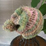 虹色ゆったりニットキャップ虹色２