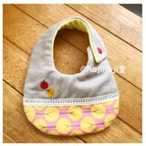 Rojiベビービブ/刺繍木の実