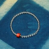 奈良鹿角茜染ブレスレット（インド茜）現在展示のみ　(デザイン、価格、変更の可能性あり）。