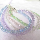 ガラスビーズのブレスレット