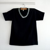シロツメネックレスTシャツ（MENS/ブラック）