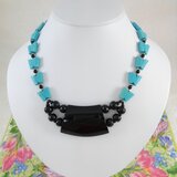 水牛角(ホーン）とターコイズ(蝶々型）のネックレス